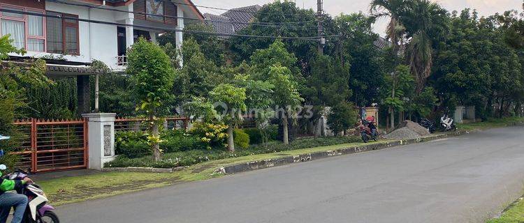 Dijual Rumah Bagus Dengan Taman Luas Di Jalan Utama Perumahan Taman Yasmin Bogor 1