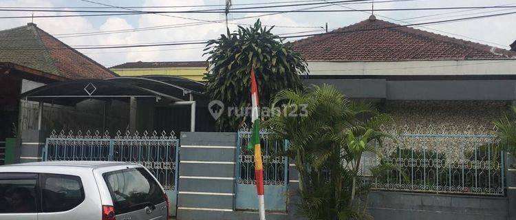 Dijual Rumah dengan Tanah Luas di Tengah Kota Perum. Bogor Baru 1