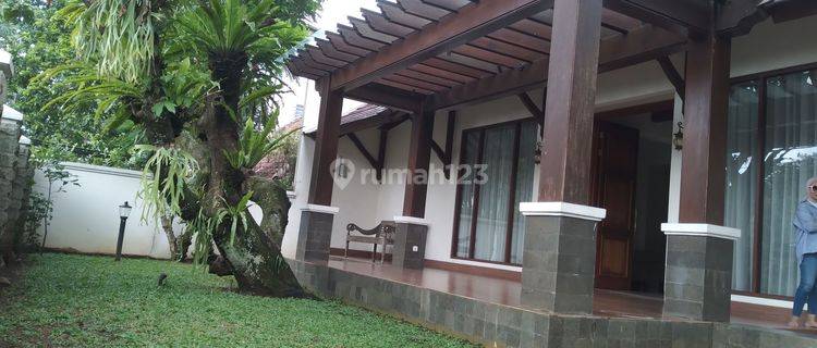 Dijual Rumah Mewah Asri Lokasi Prime Tengah Kota Bogor 1