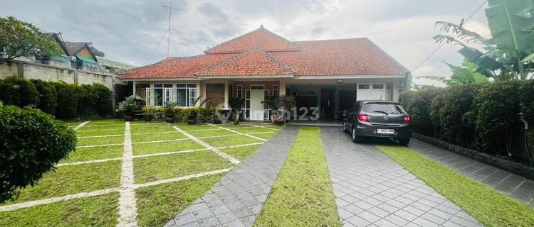 Dijual Villa Dengan Kolam Renang Di Gadog Megamendung Bogor 1