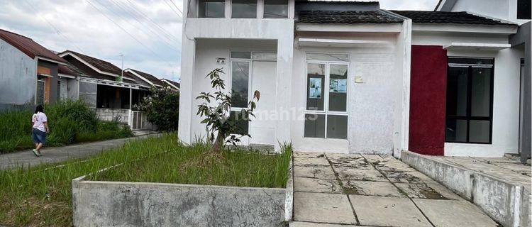 Rumah Asri Dan Nyaman Di Perumnas Dramaga 1