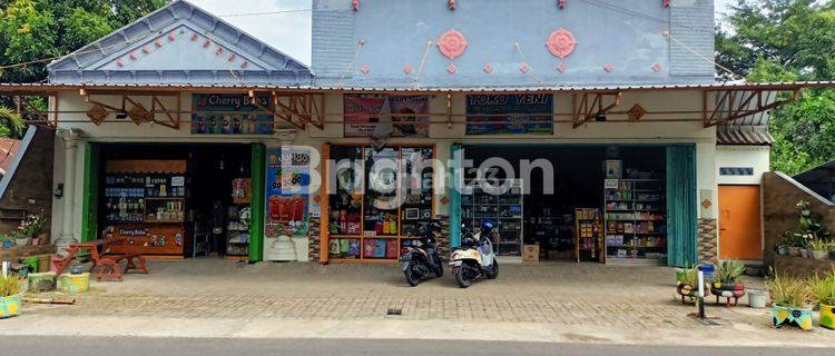 TOKO, RUMAH TINGGAL & ADA KOLAM RENANG 1