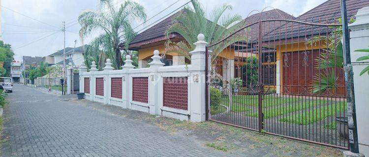 Rumah Classic Mewah Dalam Perumahan Area Pogung 5menit Ugm 1