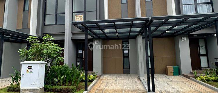 Disewakan Rumah Di Cluster Magenta Summarecon Bekasi ..turun Harga ! 1