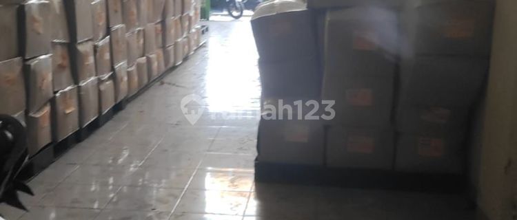 Ruko Plus Warehouse 2nd Floor on Mahendradatta Street 1