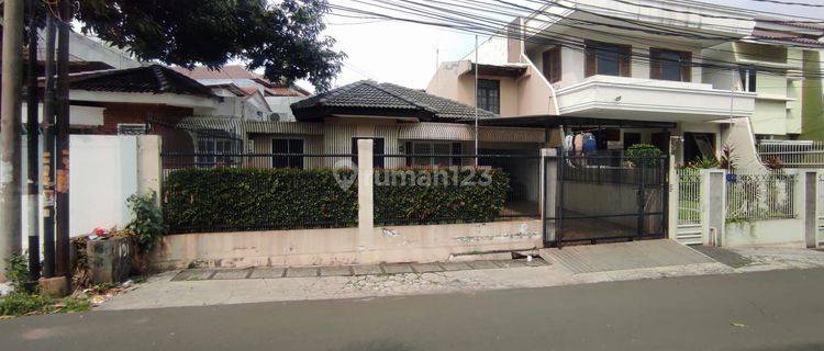  Dijual Rumah Bagus Di Taman Kedoya Baru, Jakarta Barat 1