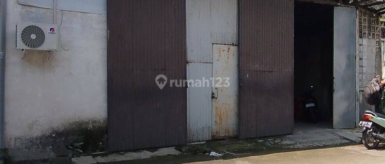 GUDANG TENGAH KOTA, AKSES CONTAINER JARANG ADA 1