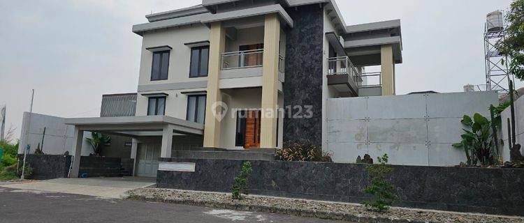 Disewakan Rumah Full Furnished Di Taman Cipto Kesambi Cirebon 1