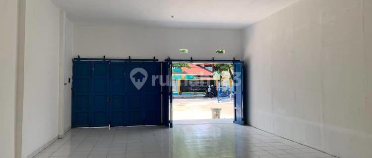 Ready-to-Occupy Shophouse in Majasem, Cirebon 1