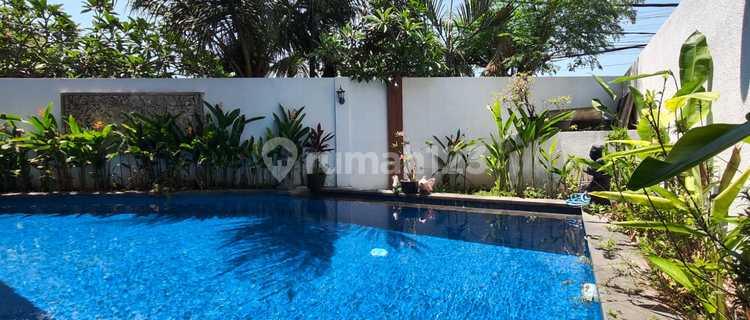 Rumah 3 Kt Minimalis Modern di Kertalangu, Kesiman Dekat Sanur 1