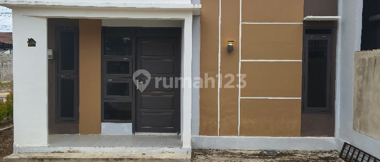 Rumah Siap Huni Posisi Hook Type36 Perumahan Kota Singkawang 1