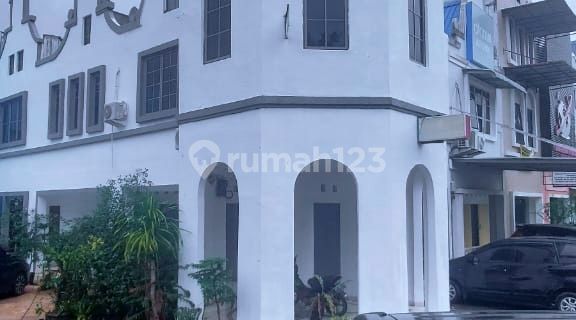 For Rent: 1-Story Shop House Hook in Strategic Location at Batam Center 1