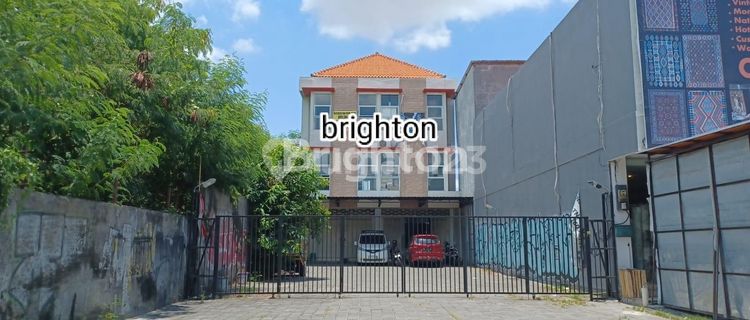 3 STOREY SHOPHOUSE PREMIUM LOCATION ON SUNSET ROAD 1