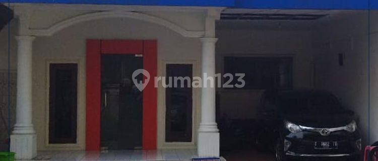 For Quick Sale: Move-in Ready House in Senen, West Jakarta 1