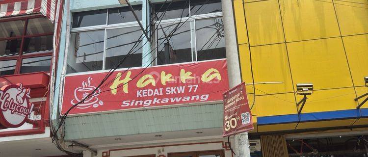 Disewakan Ruko 2.5 Lantai Strategis Boulevard Raya Kelapa Gading 1