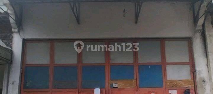 Four-Story Commercial Building on Raya Tidar 1