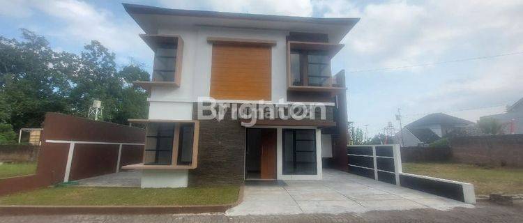 Rumah Modern Strategis Di Dalam Ringroad Maguwo  1