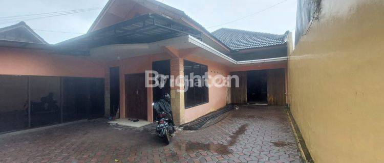 RUMAH KAN COCOK UNTUK RUANG USAHA DI DEPAN UNIVERSITAS RESPATI YOGYAKARTA KAMPUS 2 1