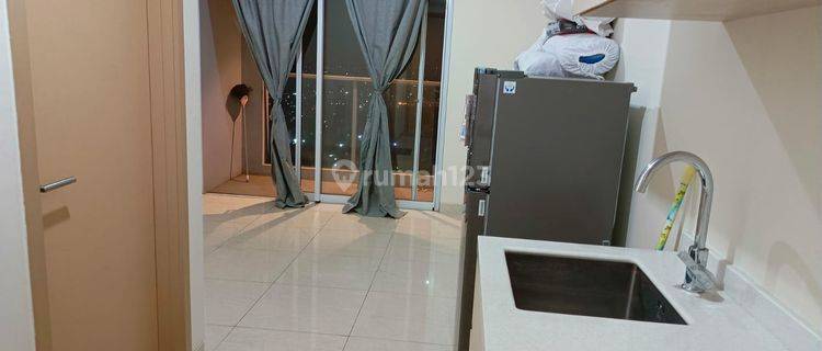 Disewakan Unit Studio Apartemen Sedayu Suites, Kelapa Gading, Jakarta Utara E0092off 1