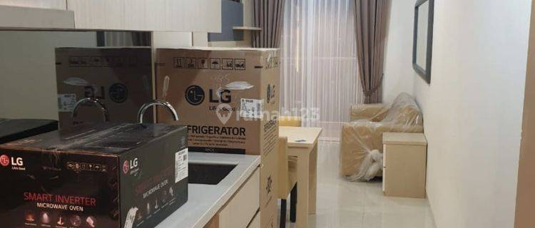 Disewakan Min 2 Th Unit 2BR Apartemen Sedayu City Suites, Kelapa Gading Jakarta Utara E0084off 1