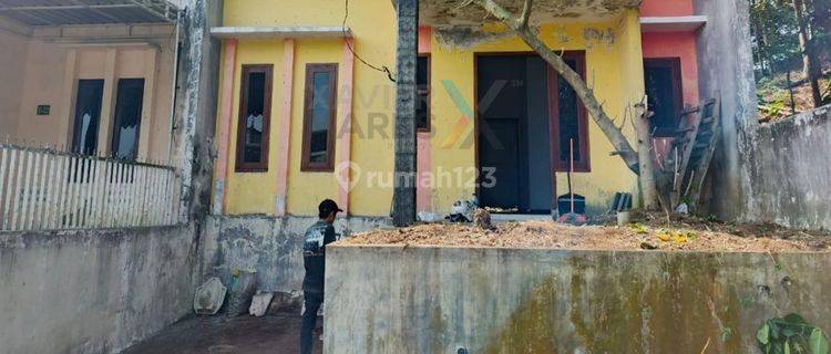 Dijual Rumah Siap Huni Griya Buring, Malang  1