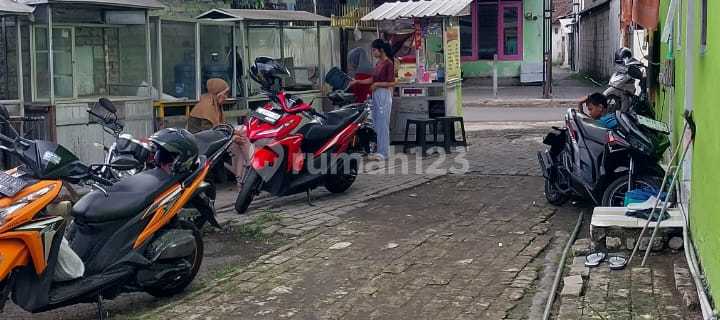 For Sale 1-Story Boarding House in Bungurasih Area, Sidoarjo. 1