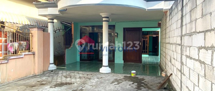 For Rent/Sale House With Large Yard For Gardening/Livestock Near Waru Turi Dam Kediri 1