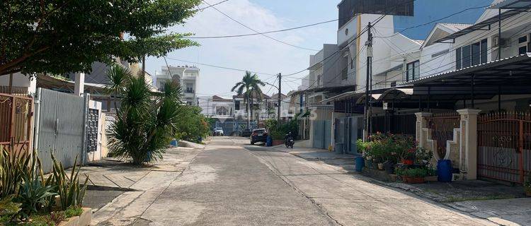 Jual Rumah Kondisi Apa Adanya Area Muara Karang IX Dekat Akses Tol  1