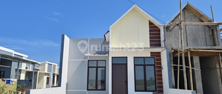 Rumah Scandinavian Modern Termurah di Kaligangsa Tegal 1