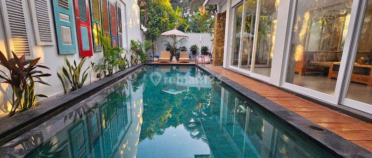 Villa Luxury 3 BR At Umalas Near Canggu For Sale 1