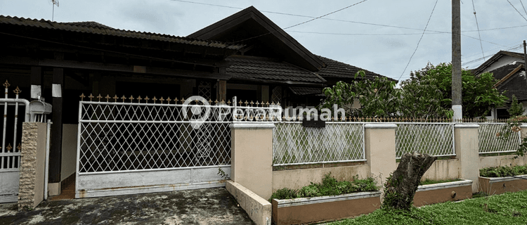 Villa Komplek Taman Setia Budi Indah I 1