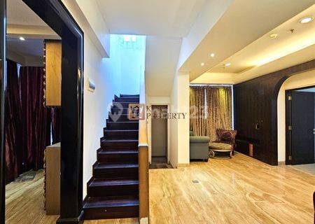 Langka Rumah 2 Lantai Cosmo Park Thamrin City 8x17m2 Furnish 1