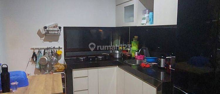 Rumah 2 lantai minimalis modern Metland puri  1