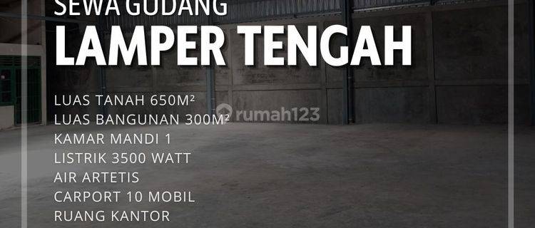 Gudang siap pakai
di Lamper Tengah, Semarang Selatan
ada di jalan utama
Bebas Banjir
 1