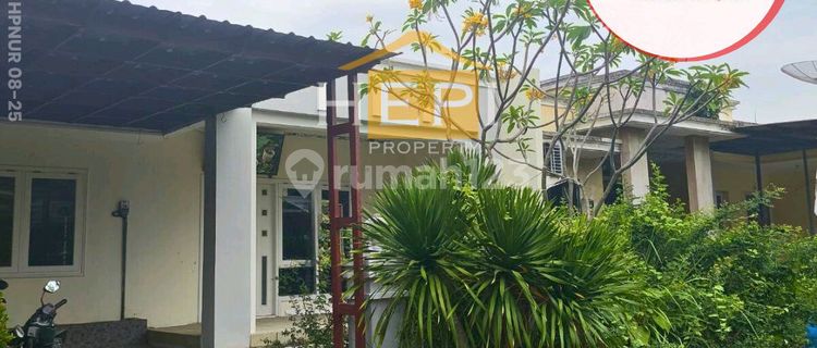 Ready-to-Live House in a Housing Estate Located in the Pedurungan Area 1