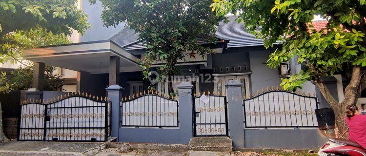 Disewakan Rumah Cantik Siap Huni Di Kemang Pratama 3, Bekasi 1