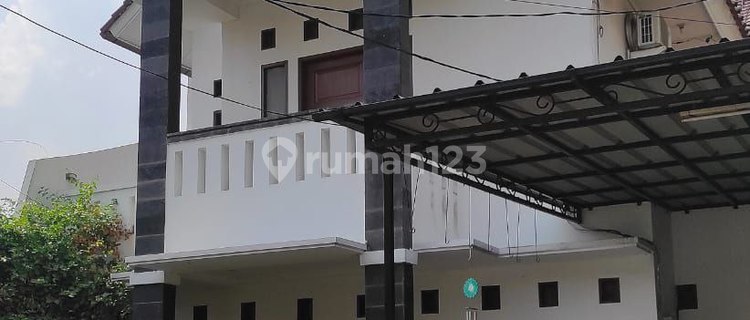 Disewakan Rumah 2 Lantai di Jaticempaka Jatiwaringin Bekasi 1