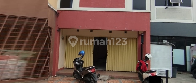Ready-to-Use Shop House with Mezzanine in Rancamanyar Regency 1
