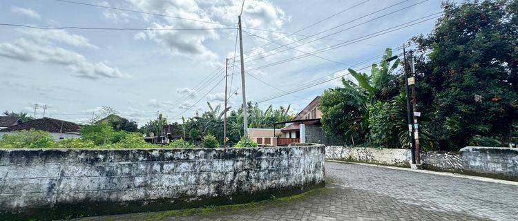 Tanah Pekarangan Siap Bangun Dekat Alun Alun Sleman 1