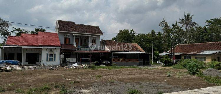 Dekat Jalan Raya Ringroad Utara, Tanah Sleman SHM P 1