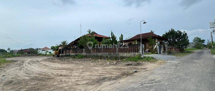Tanah Jogja Lingkungan Premium, Jalan Palagan Km 7 Sleman 1