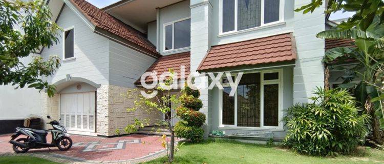 JUAL RUMAH KAWASAN ELITE SURABAYA TIMUR JALAN UTAMA 1