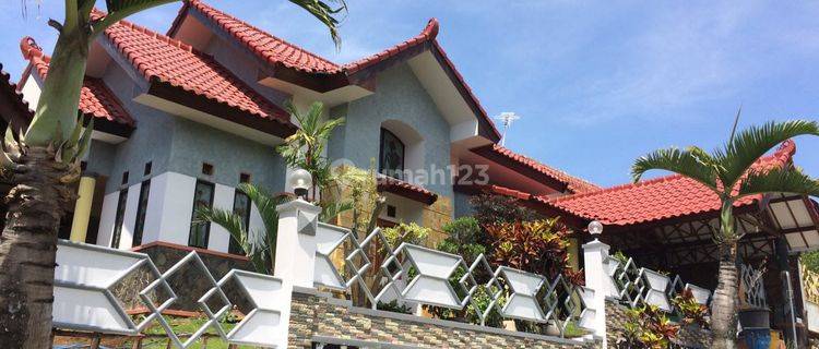 Villa Agro Kencana Karangploso Malang 1