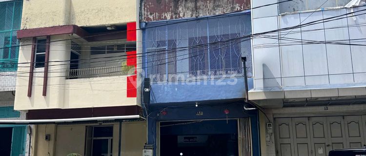 3-Story Shophouse Jl. Sulawesi Makassar 1