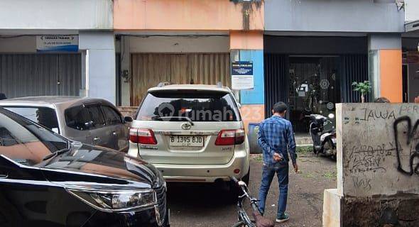 Ruko di Jl. Poltangan, Pasar Minggu, Jakarta Selatan 1