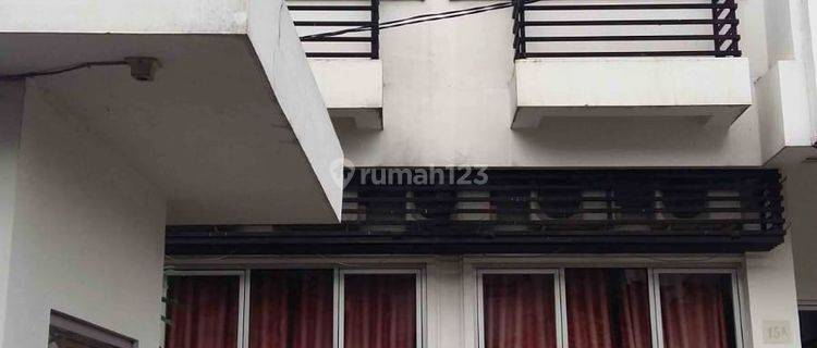 Rumah Kost 23 Kamar Termurah Dekat Pim di Kebayoran Lama 1