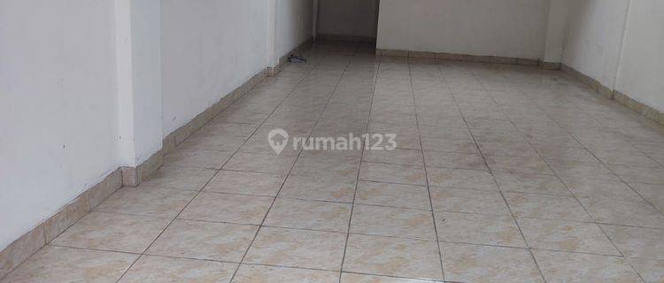 Dijual Rumah 4 Lantai Dijalan Keadilan , Kota Jakarta Barat 1