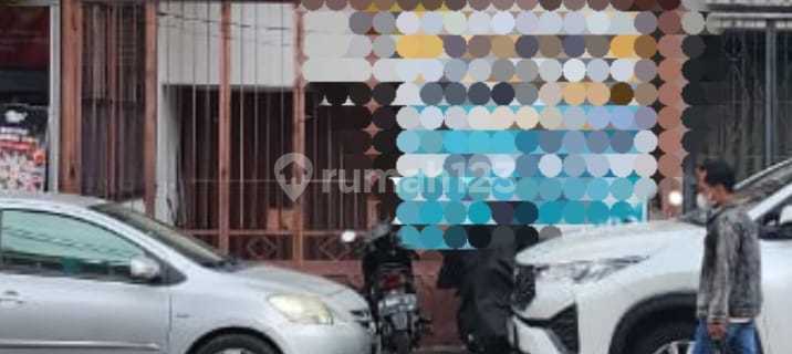 For Sale, 2-Story Shop House Ready to Use on Jalan Pluit Karang Manis, Muara Karang, North Jakarta 1