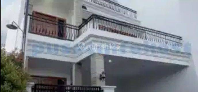 Disewakan Rumah Cantik Furnished Dg Private Pool Ngaglik Jakal Km8 Dekat Ugm,uny,al Azhar,pakuwon Mall  1