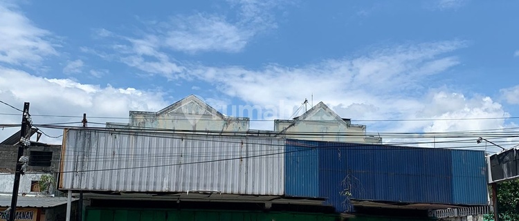 For Rent/Sale Large Ruko in Mlati Area, Jl Magelang. Suitable for Office/Business. Near Schools, JCM, Jombor Terminal, MMTC. 1
